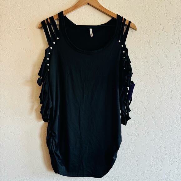 Lucky Brand Tops - Lucky | open cut sleeve top